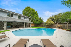 Pool Houston Getaway Games Wifi Bbq Yard